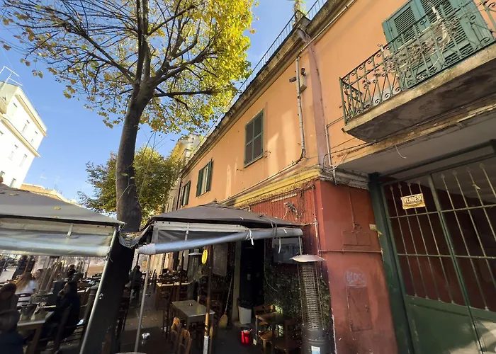 Apartment Charming Design In Vibrant Pigneto Rome