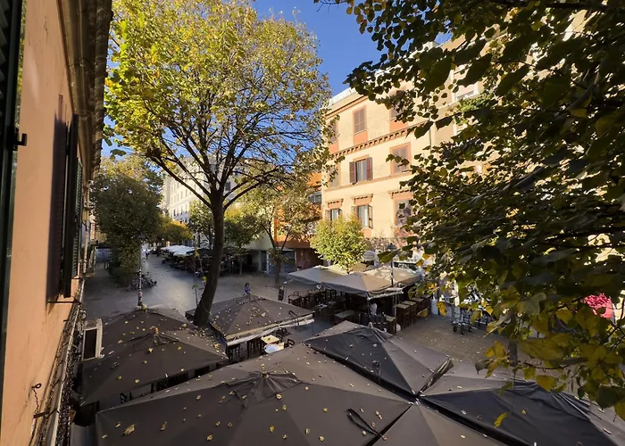 Apartment Charming Design In Vibrant Pigneto Rome